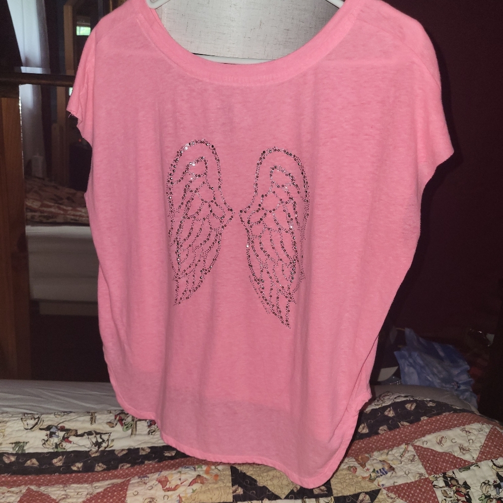 VS Pink Top - Picture 3 of 6